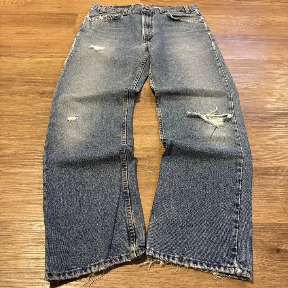 VTG 1997 Levis 505 Orange Tab Jeans Mens 34x31 Made In USA Distressed Faded 90s
